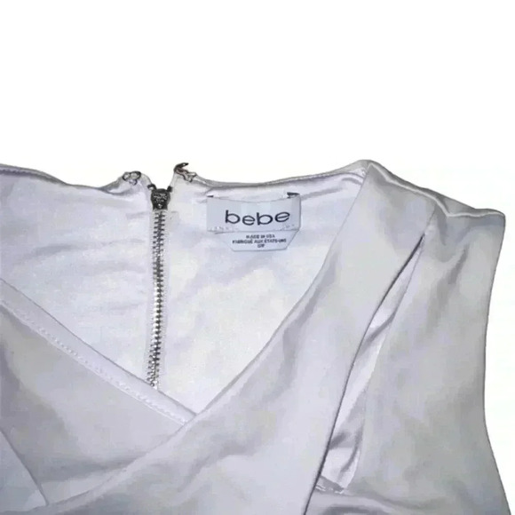 Bebe White Criss Cross back Zip‎ Crop Bra Top, Small - Picture 2 of 3